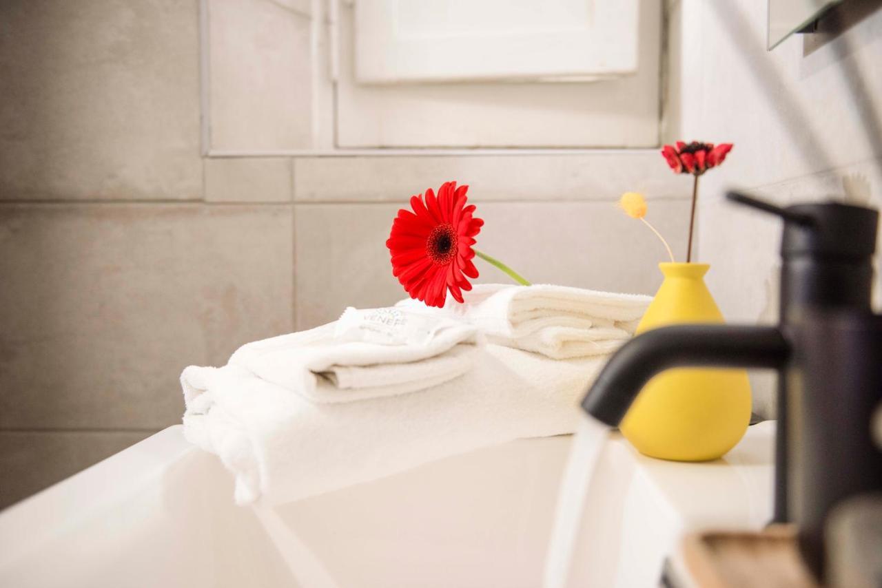 Stranamore Apartments Trastevere Рим Экстерьер фото